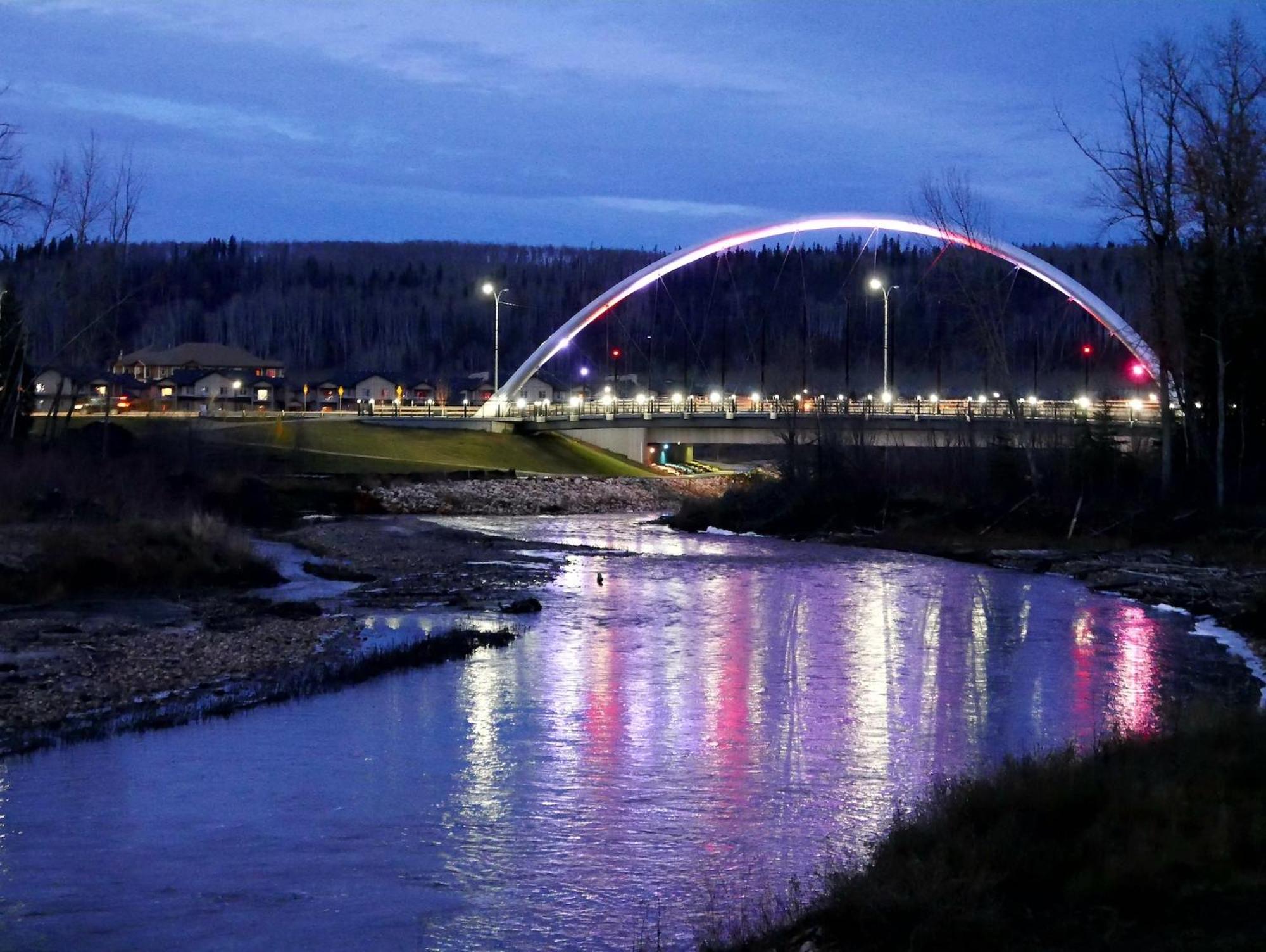 Top Floor Riverfront Condo With Stellar Sunsets! Fort Mcmurray Zewnętrze zdjęcie